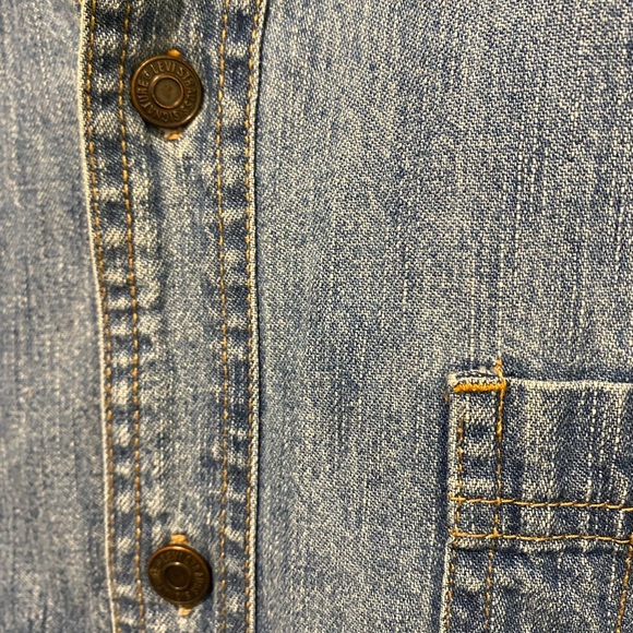 LEVI’S Rivet Wear SS Denim Button-Up Shirt - Mens L, All Cotton - Picture 4 of 6